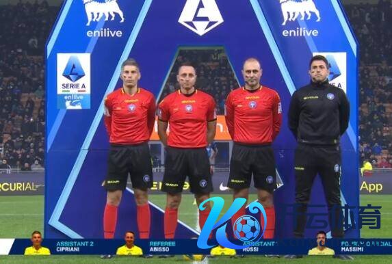 本轮意甲裁判脸上画玄色条纹,声援此前被殴打骨折的业余联赛裁判